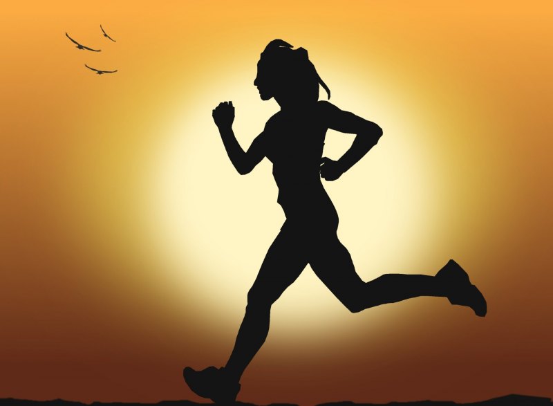 Бег фон женщины