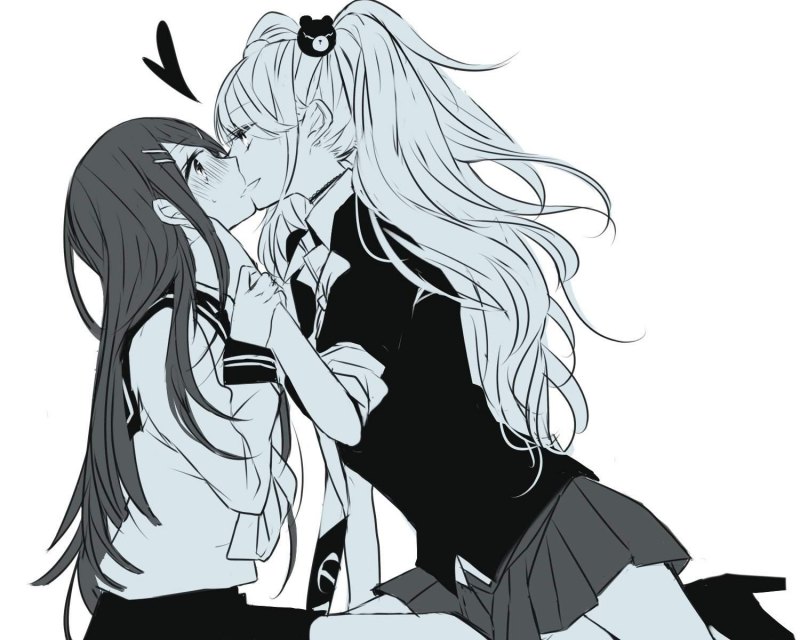 Джунко Мукуро и Изуру