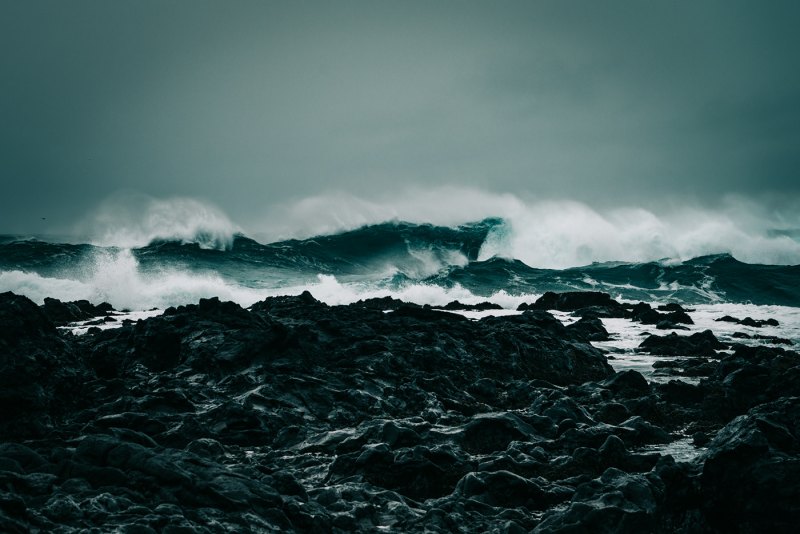 Мрачный океан