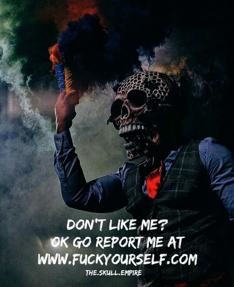 Череп из дыма