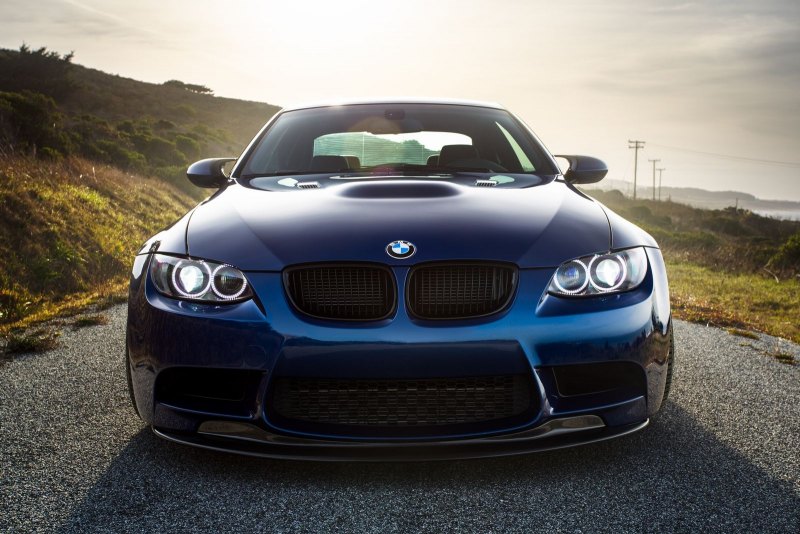 Обои на телефон BMW