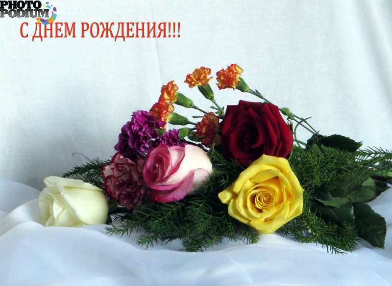 Красивый торт и цветы