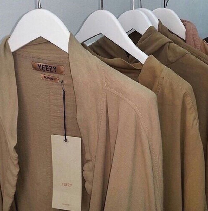 Бежевый акк