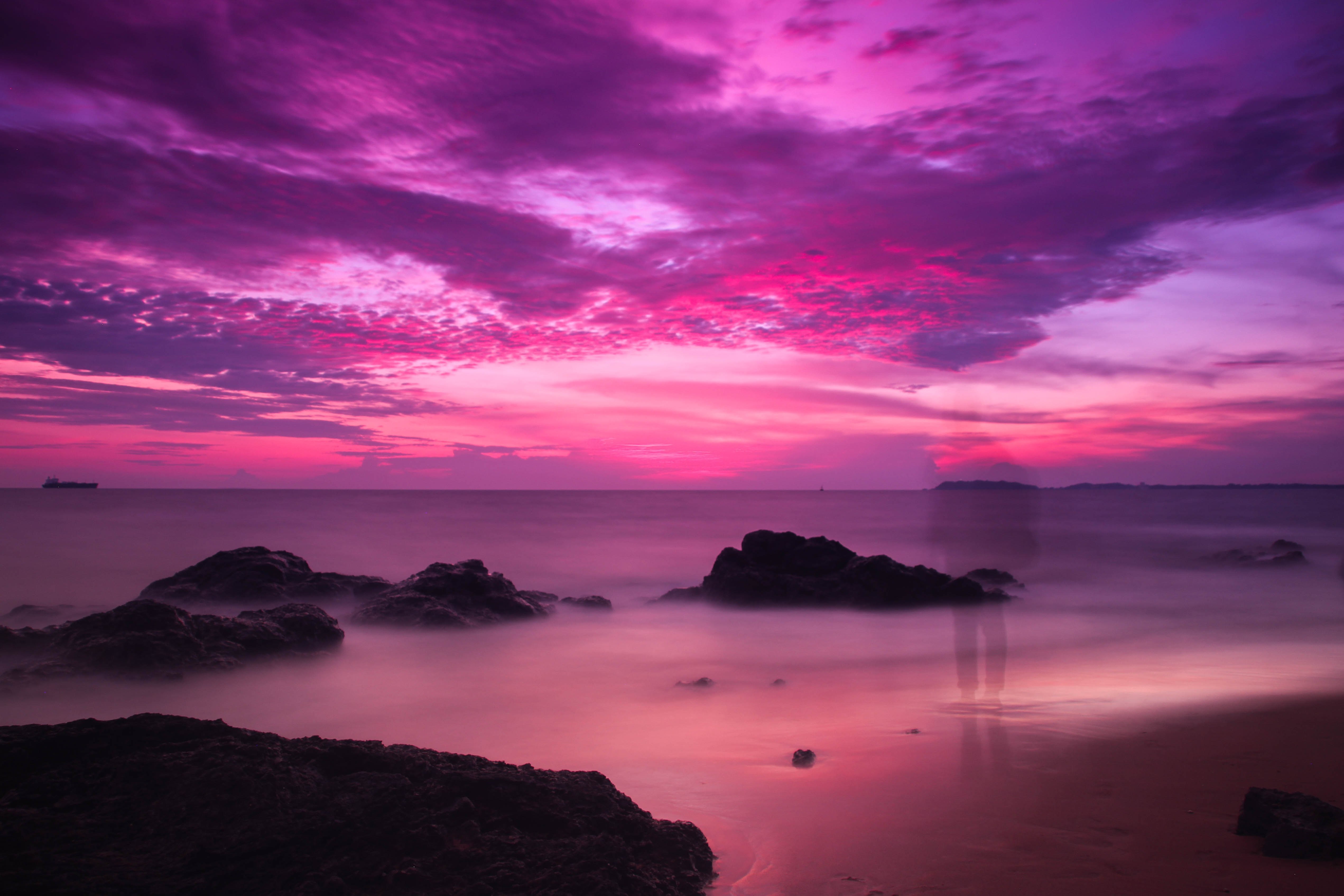 Закат розовый и сиреневый у моря - фото и картинки abrakadabra.fun