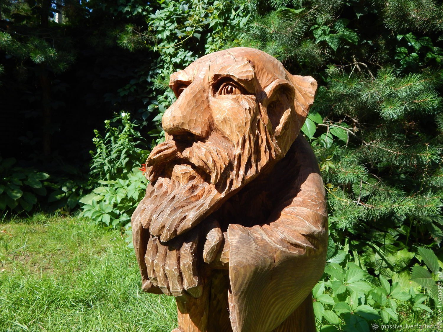 Парковая деревянная скульптура