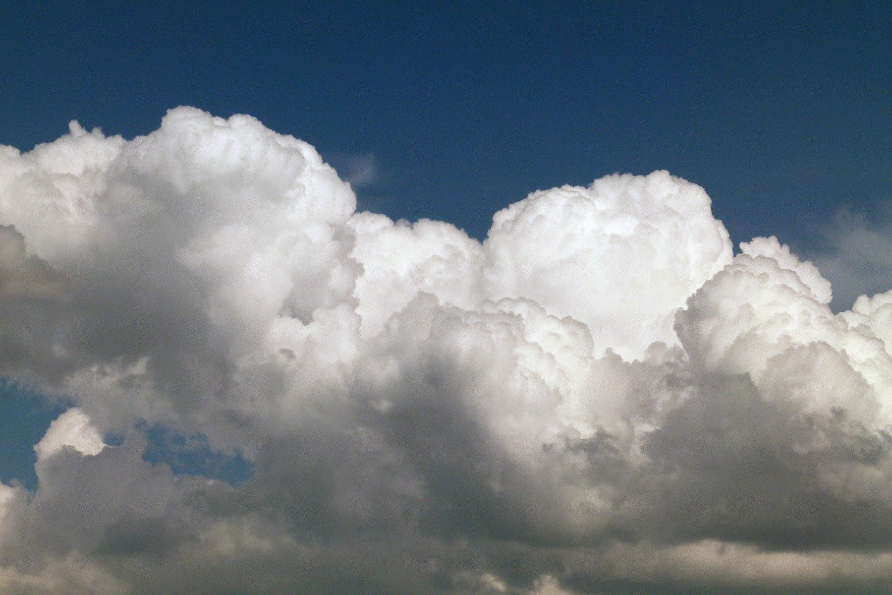 Курились облака. Кучевые облака. Белые пушистые облака. Облака Кучевые пушистые. Красивые облака.