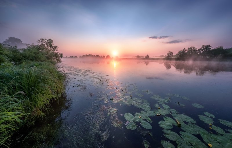 Утренняя река