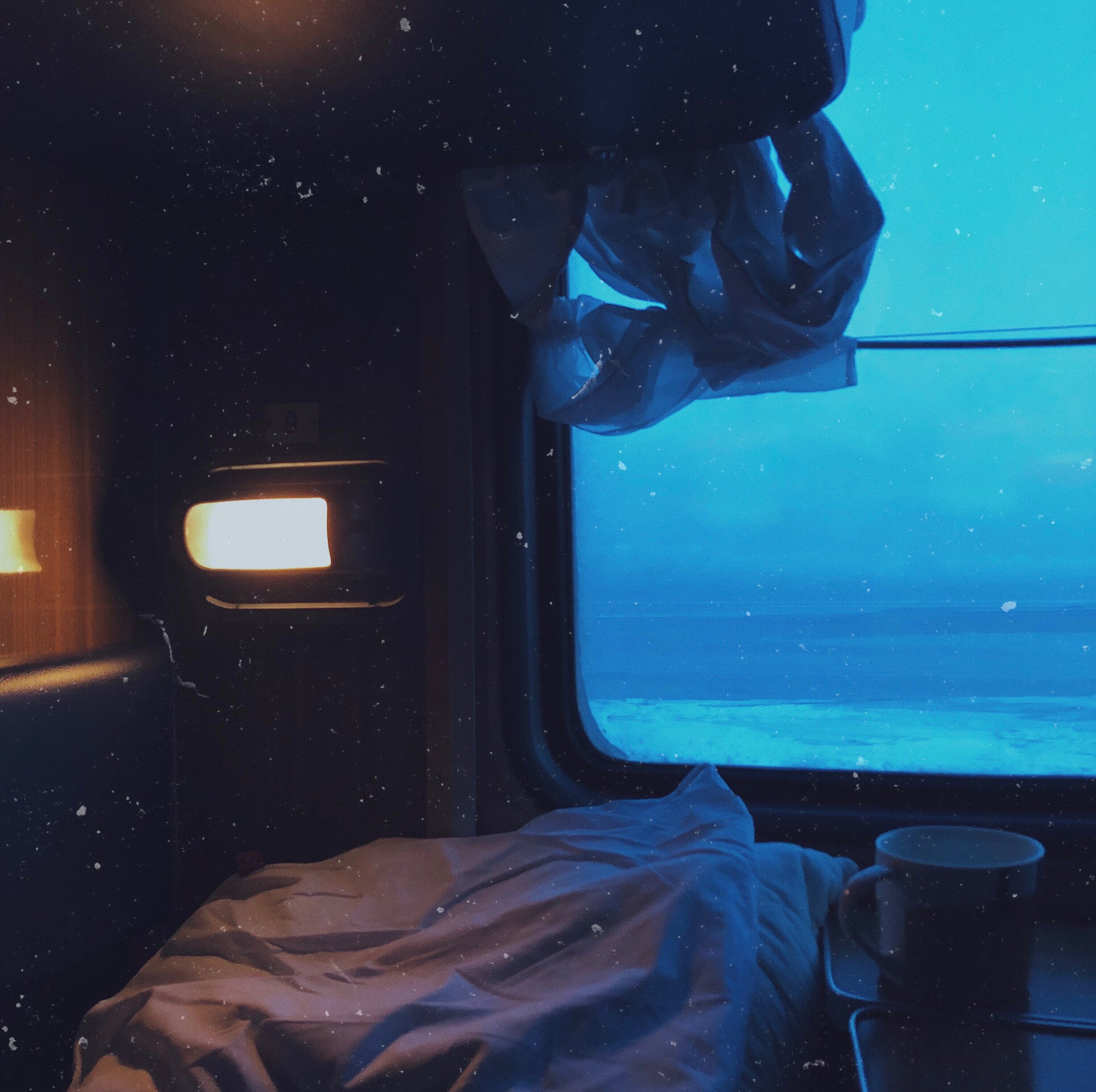 Поезд спать ночью