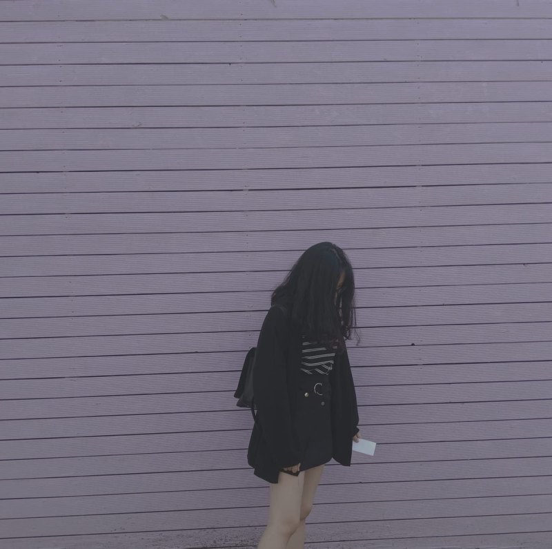 Девочка Эстетика без лица