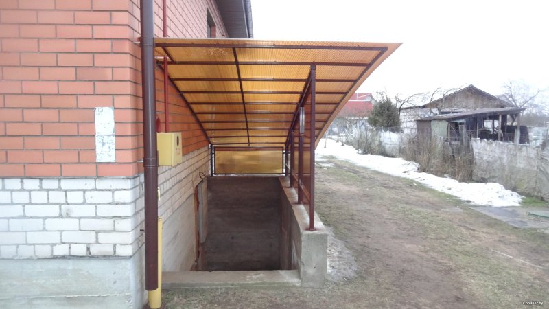Входная лестница из бетона