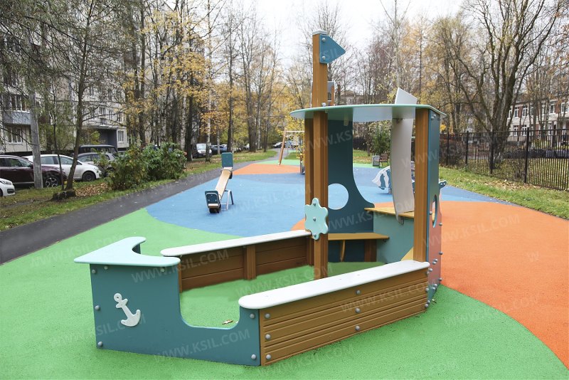 Песочница в виде корабля