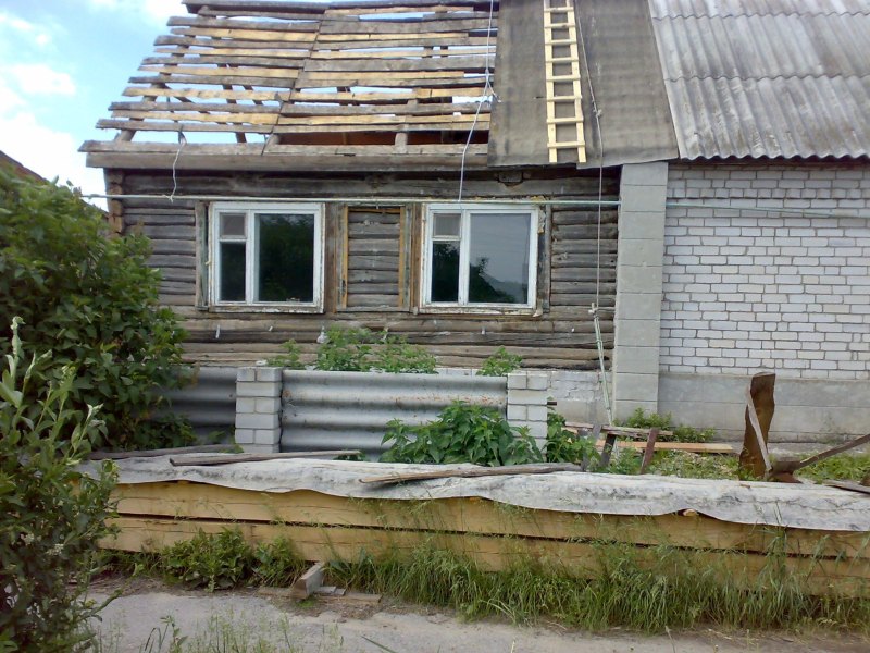 Деревенский дом до и после