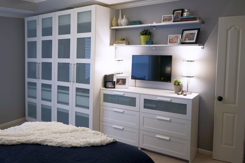 Прикроватные тумбы ikea brimnes БРИМНЭС
