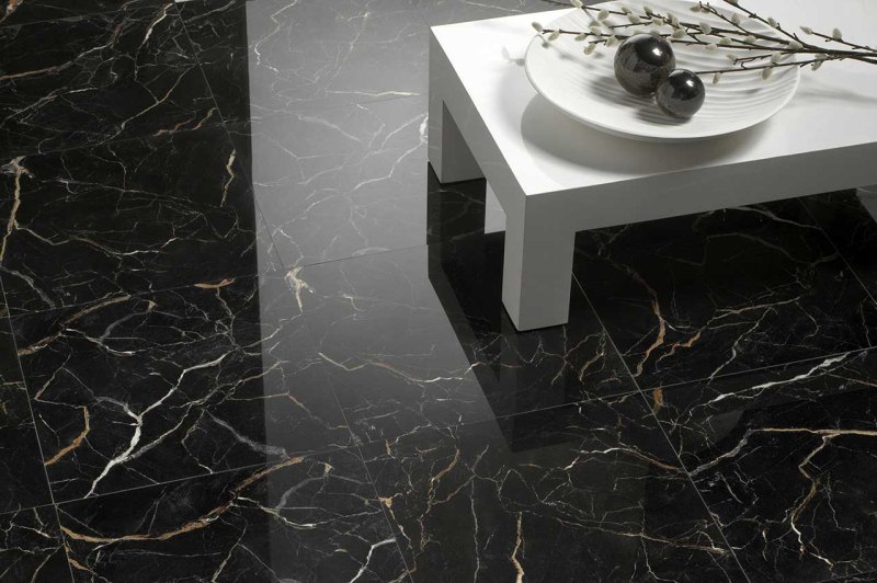Peronda Laurent Black