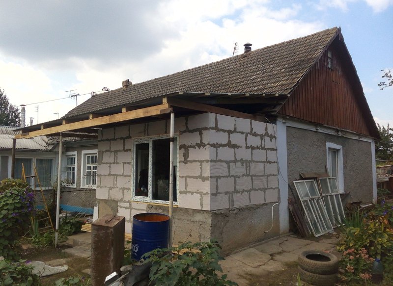 Пристройка к дому из пеноблоков