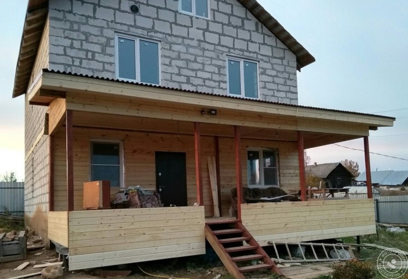 Реконструкция старых домов в деревне