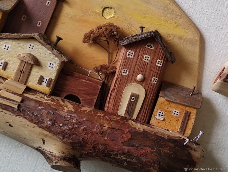 Домики на коряге